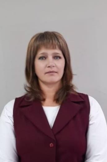 Иванова Анна Леонидовна.